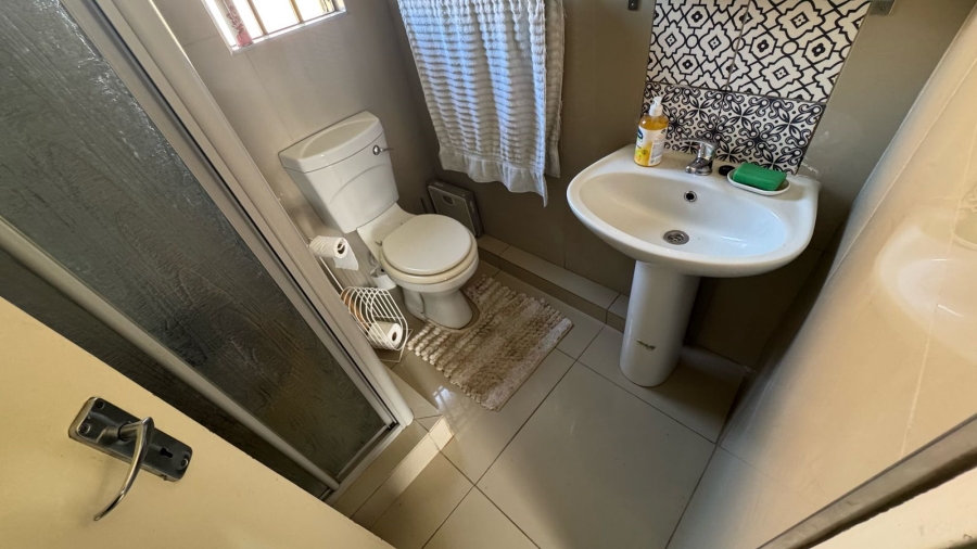 3 Bedroom Property for Sale in Crystal Park Gauteng