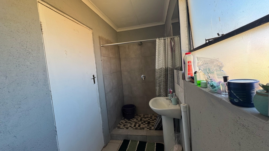 3 Bedroom Property for Sale in Crystal Park Gauteng