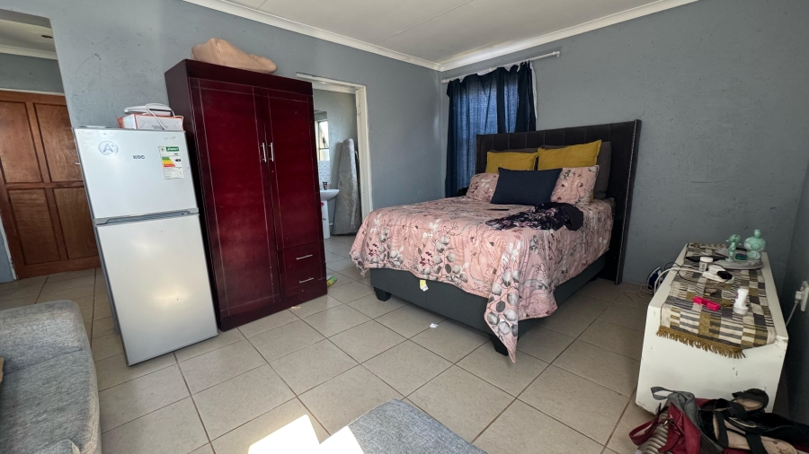 3 Bedroom Property for Sale in Crystal Park Gauteng