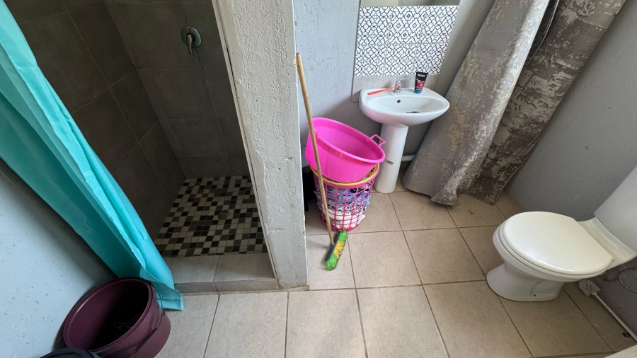 3 Bedroom Property for Sale in Crystal Park Gauteng