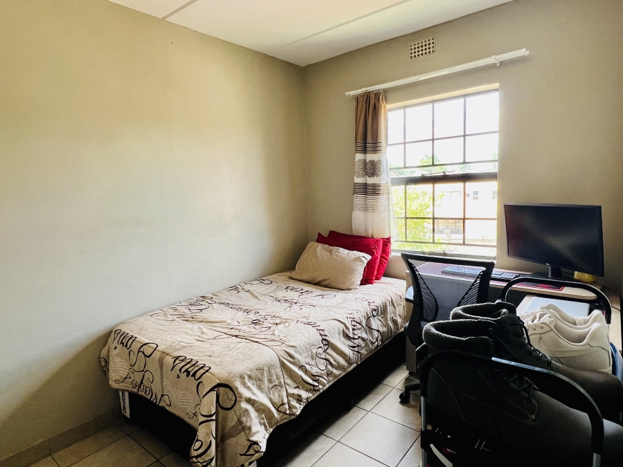 2 Bedroom Property for Sale in Montana Gauteng