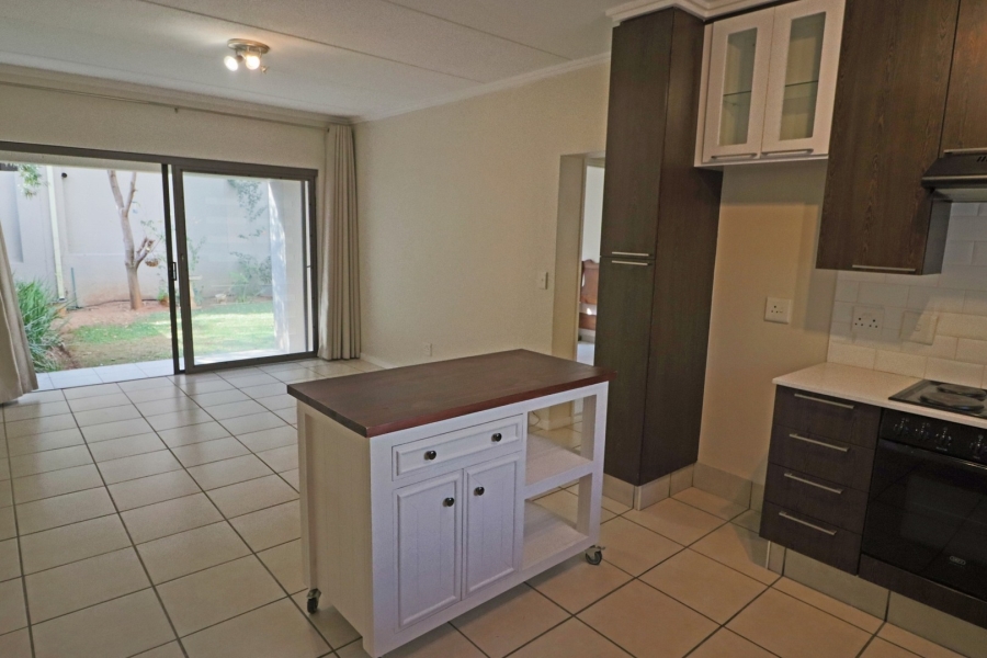 1 Bedroom Property for Sale in Bryanston Gauteng