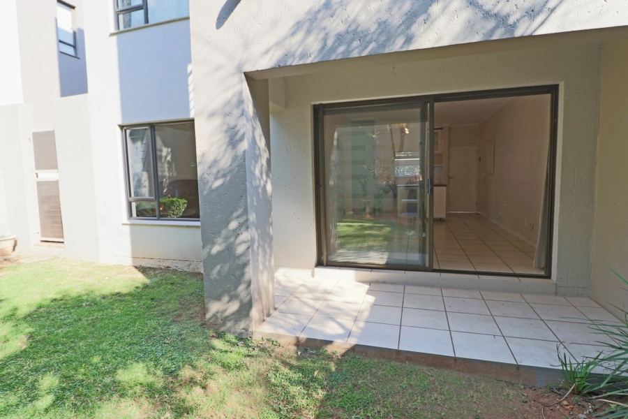 1 Bedroom Property for Sale in Bryanston Gauteng