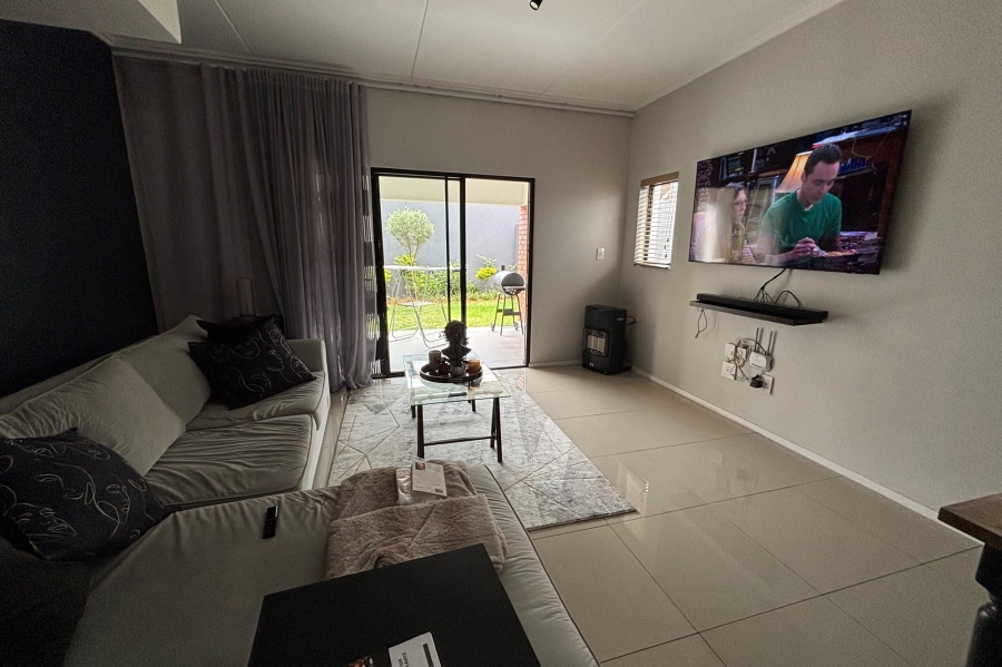 To Let 3 Bedroom Property for Rent in Bryanston Gauteng