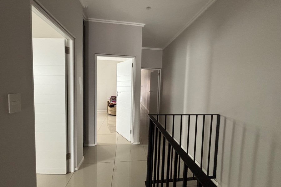 To Let 3 Bedroom Property for Rent in Bryanston Gauteng
