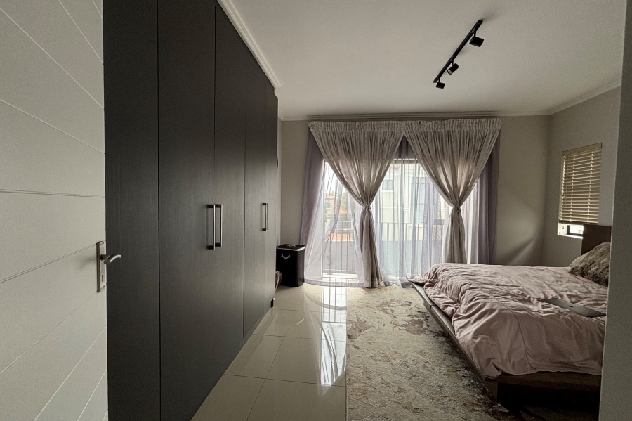 To Let 3 Bedroom Property for Rent in Bryanston Gauteng