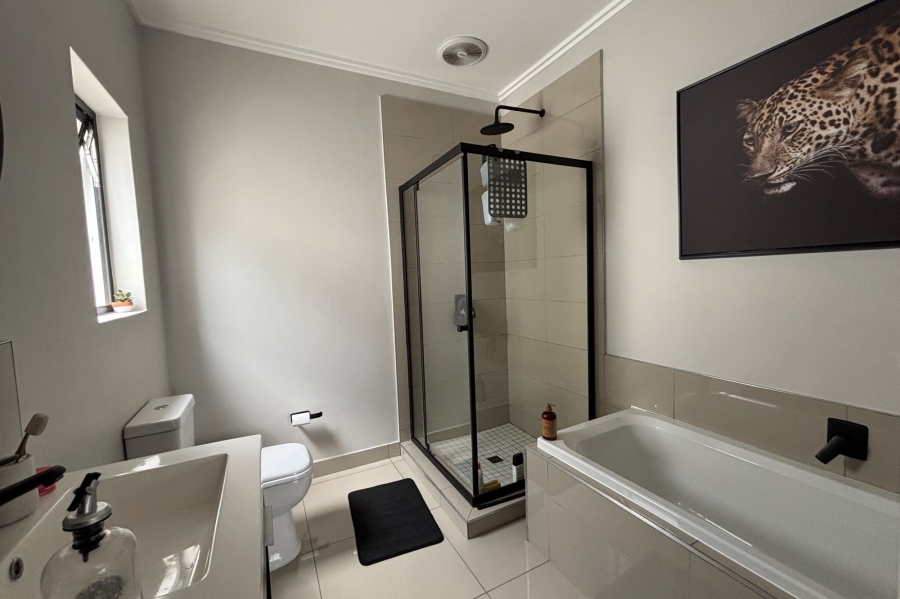 To Let 3 Bedroom Property for Rent in Bryanston Gauteng