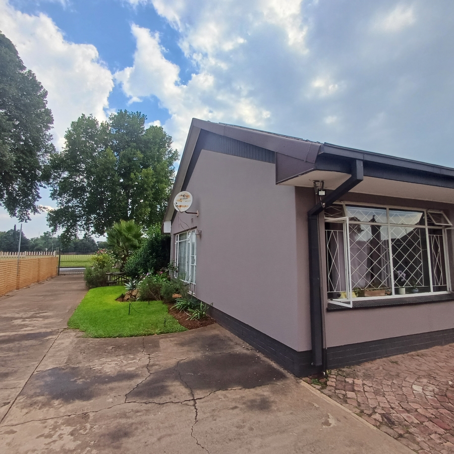 3 Bedroom Property for Sale in Meyerton Central Gauteng