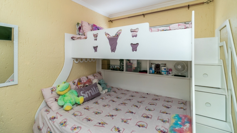 2 Bedroom Property for Sale in Vorna Valley Gauteng
