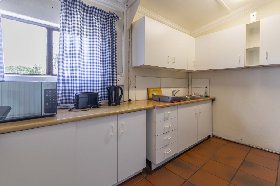 10 Bedroom Property for Sale in Vischgat Gauteng