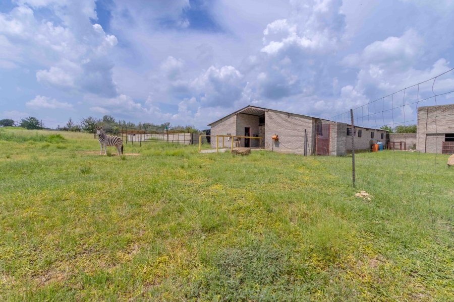 10 Bedroom Property for Sale in Vischgat Gauteng