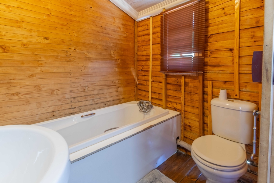 10 Bedroom Property for Sale in Vischgat Gauteng
