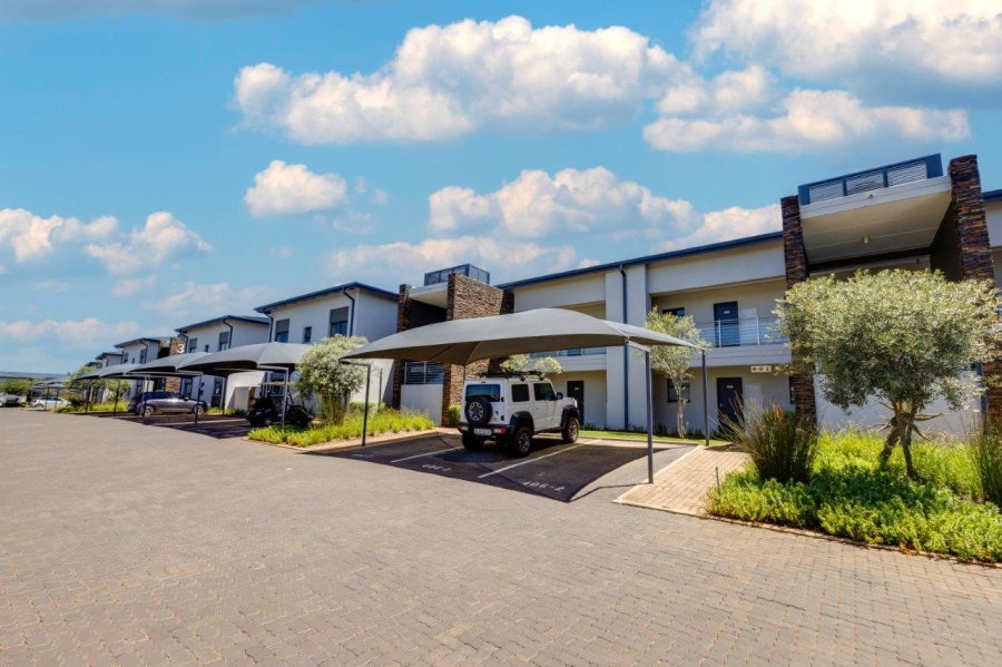 To Let 2 Bedroom Property for Rent in Serengeti Lifestyle Estate Gauteng