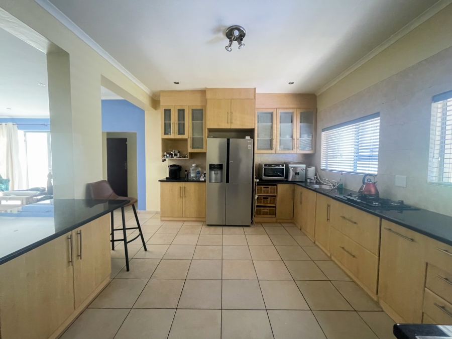 To Let 4 Bedroom Property for Rent in Willow Acres Gauteng