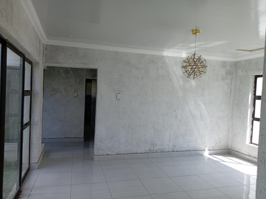 To Let 3 Bedroom Property for Rent in Helderwyk Gauteng