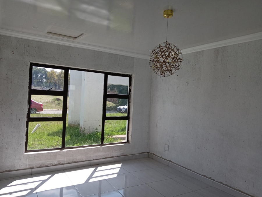 To Let 3 Bedroom Property for Rent in Helderwyk Gauteng