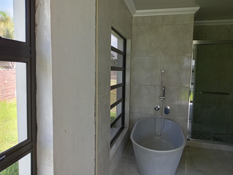 To Let 3 Bedroom Property for Rent in Helderwyk Gauteng