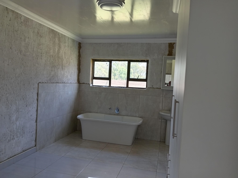 To Let 3 Bedroom Property for Rent in Helderwyk Gauteng