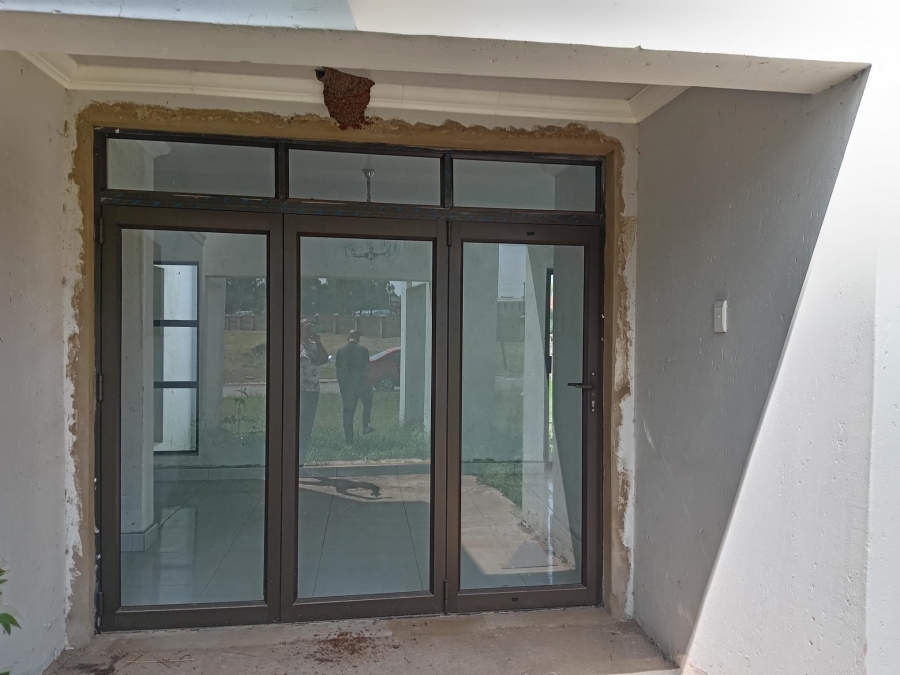 To Let 3 Bedroom Property for Rent in Helderwyk Gauteng
