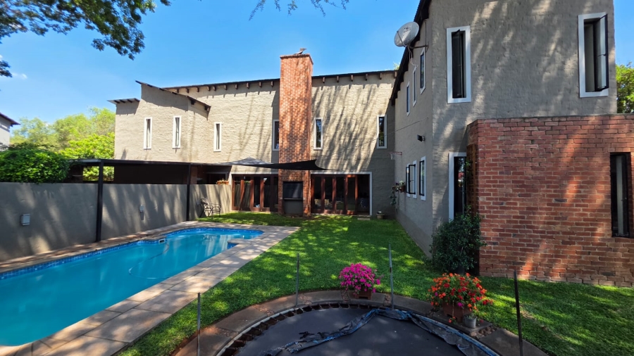 4 Bedroom Property for Sale in Doornpoort Gauteng
