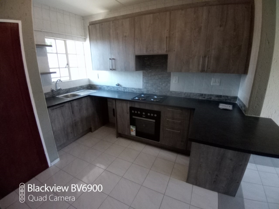 2 Bedroom Property for Sale in Bartlett Gauteng