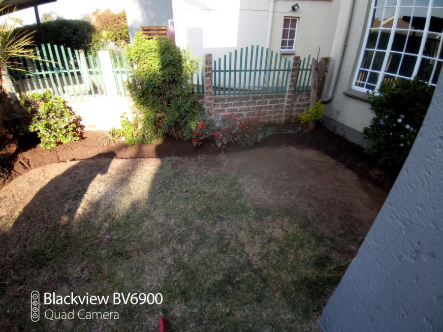 2 Bedroom Property for Sale in Bartlett Gauteng