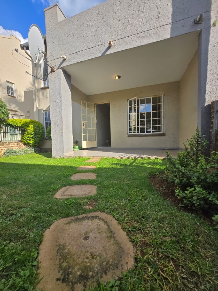 2 Bedroom Property for Sale in Bartlett Gauteng