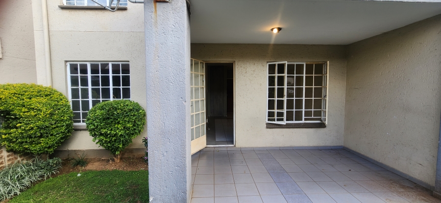 2 Bedroom Property for Sale in Bartlett Gauteng