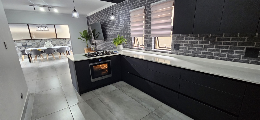 4 Bedroom Property for Sale in Meyersdal Gauteng
