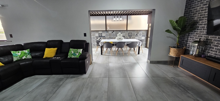 4 Bedroom Property for Sale in Meyersdal Gauteng