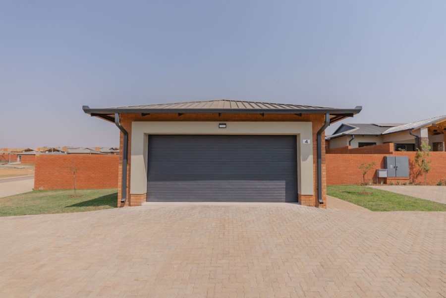 3 Bedroom Property for Sale in Six Fountains Residential Estate Gauteng