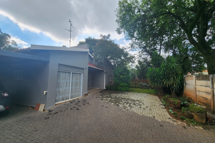 3 Bedroom Property for Sale in Doringkloof Gauteng