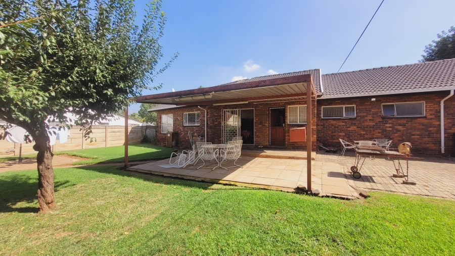 3 Bedroom Property for Sale in Mayfield Park Gauteng