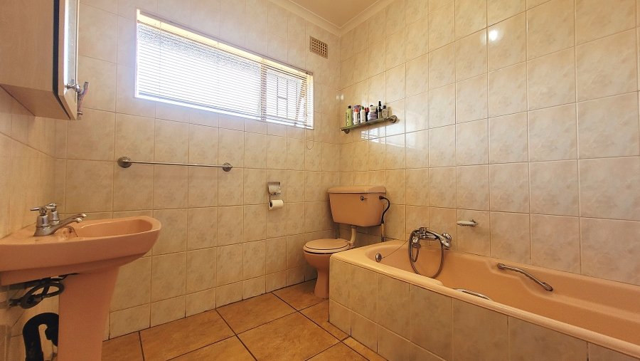 3 Bedroom Property for Sale in Mayfield Park Gauteng