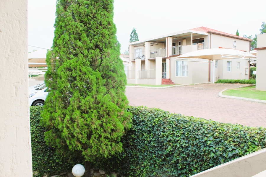 2 Bedroom Property for Sale in Vanderbijlpark SW 5 Gauteng