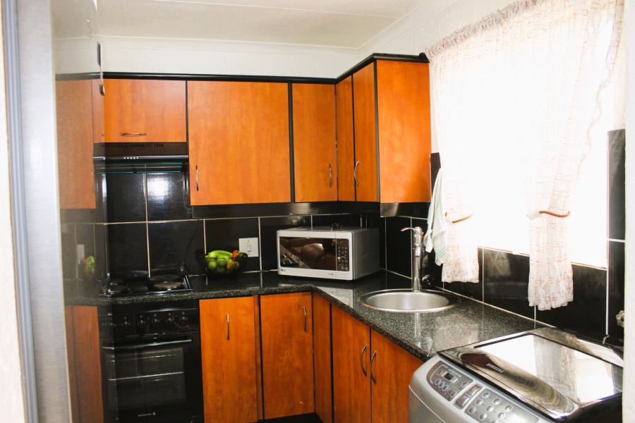 2 Bedroom Property for Sale in Vanderbijlpark SW 5 Gauteng