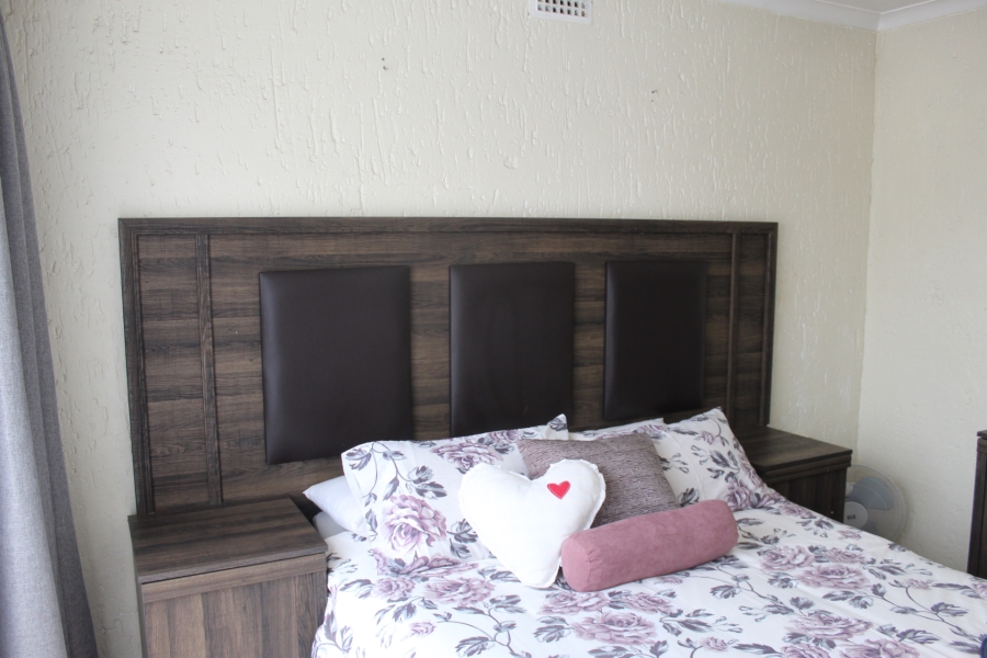 2 Bedroom Property for Sale in Vanderbijlpark SW 5 Gauteng