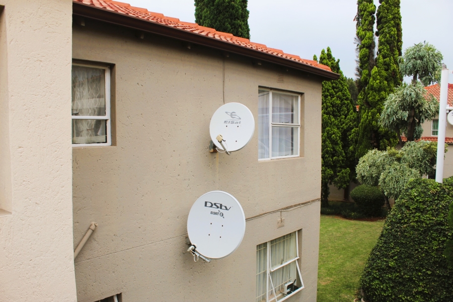 2 Bedroom Property for Sale in Vanderbijlpark SW 5 Gauteng