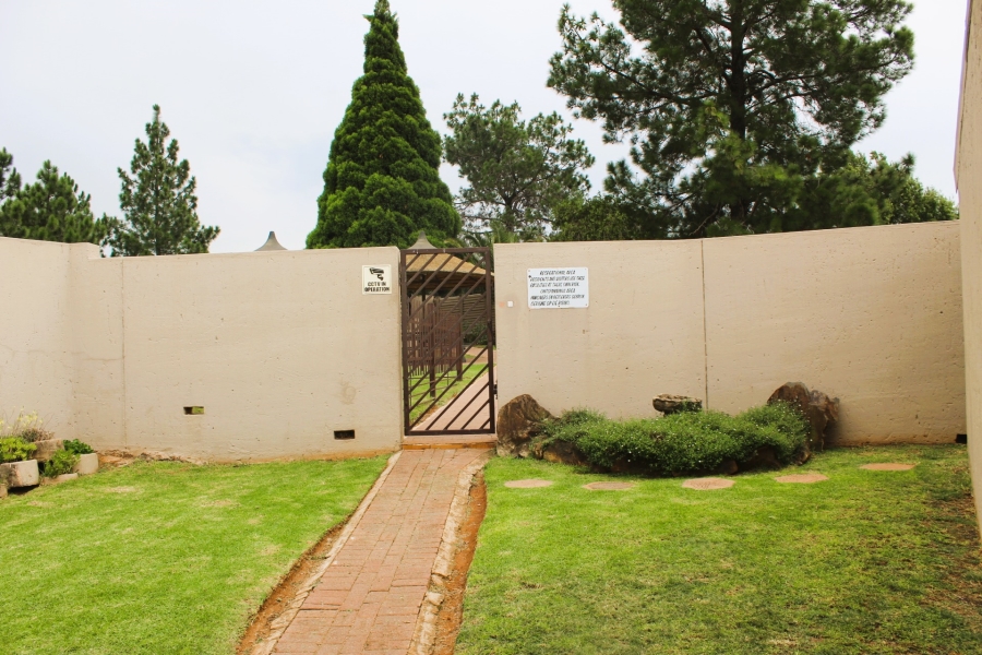 2 Bedroom Property for Sale in Vanderbijlpark SW 5 Gauteng