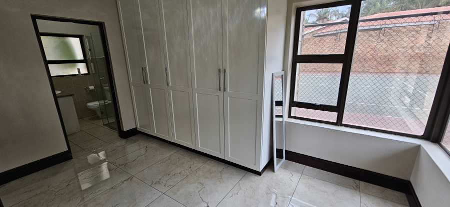 5 Bedroom Property for Sale in Meyersdal Gauteng