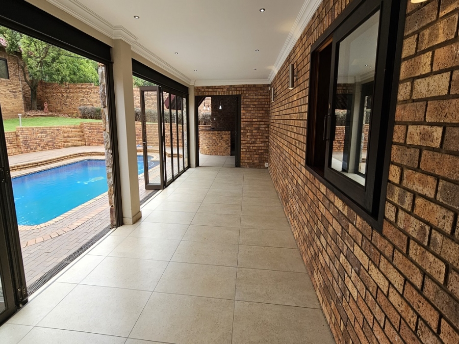 5 Bedroom Property for Sale in Meyersdal Gauteng