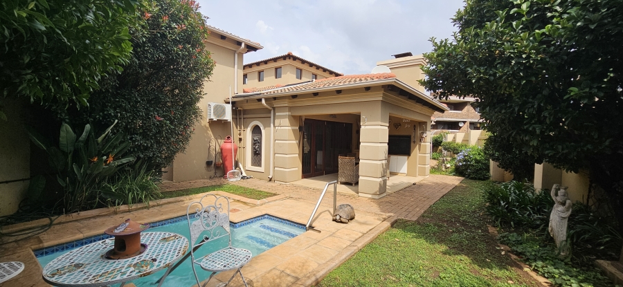3 Bedroom Property for Sale in Three Rivers Proper Gauteng