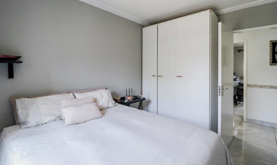 3 Bedroom Property for Sale in Marais Steyn Park Gauteng