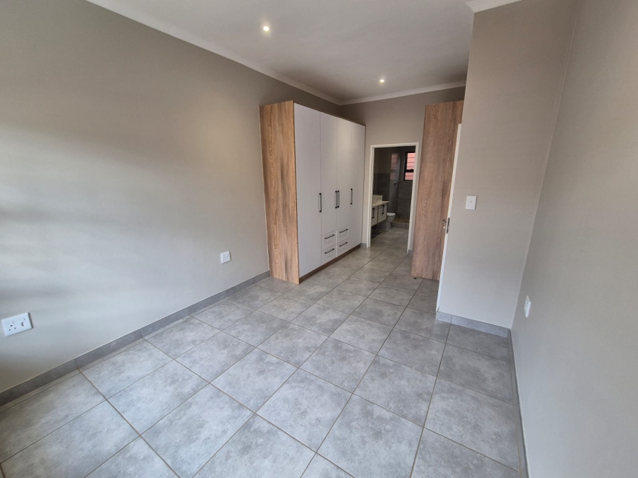 3 Bedroom Property for Sale in Olympus AH Gauteng