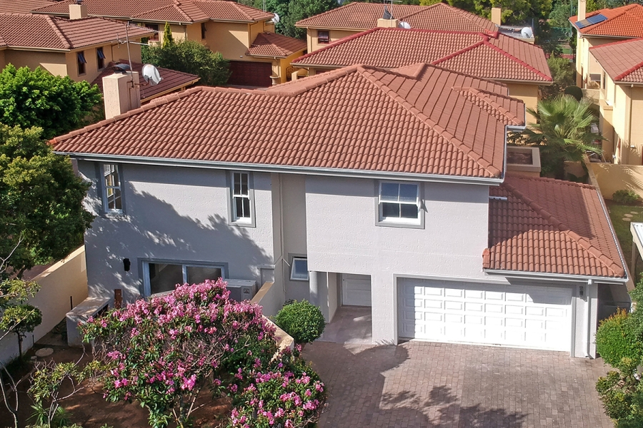 3 Bedroom Property for Sale in Broadacres Gauteng