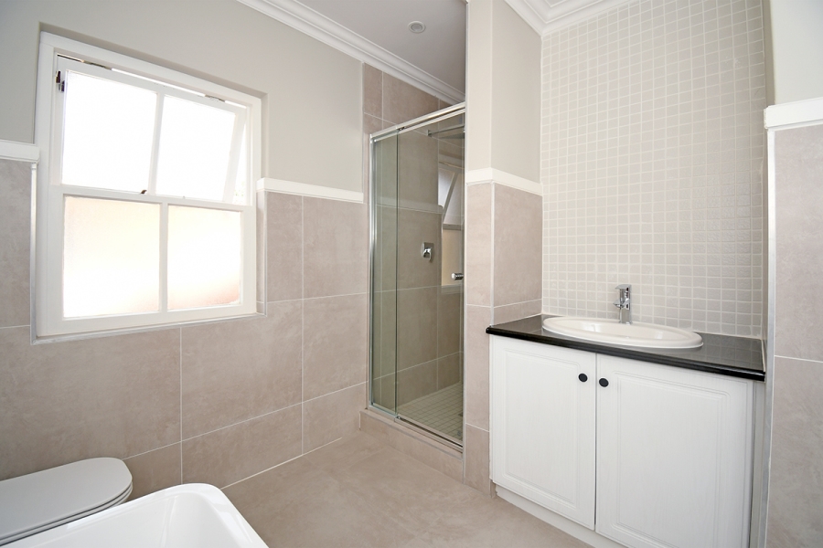 3 Bedroom Property for Sale in Broadacres Gauteng