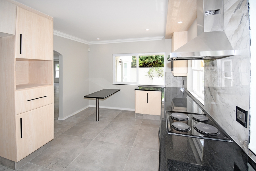 3 Bedroom Property for Sale in Broadacres Gauteng