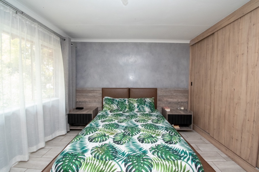2 Bedroom Property for Sale in Sundowner Gauteng