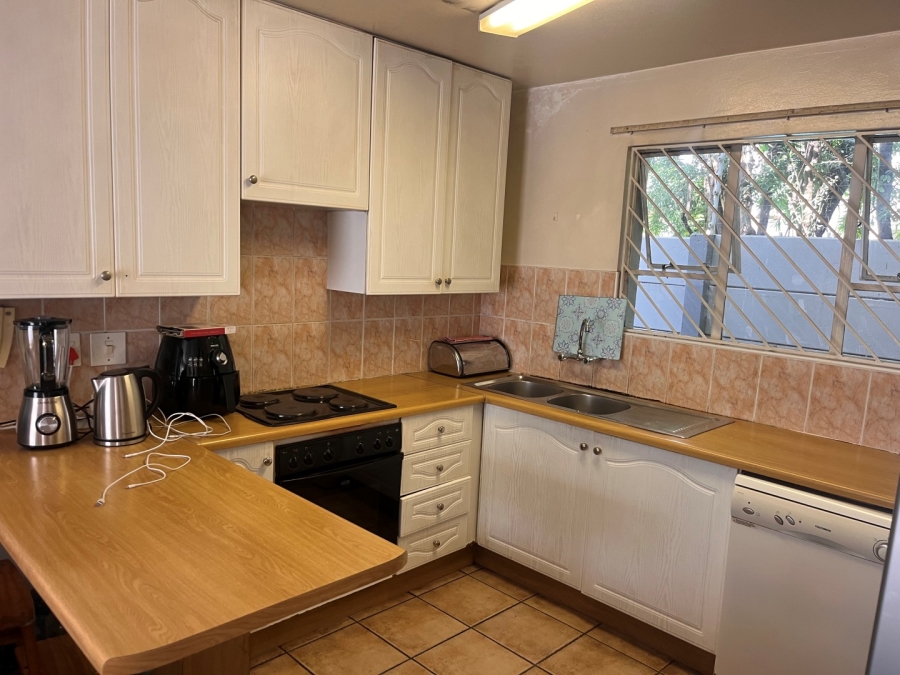 3 Bedroom Property for Sale in Viewcrest Gauteng