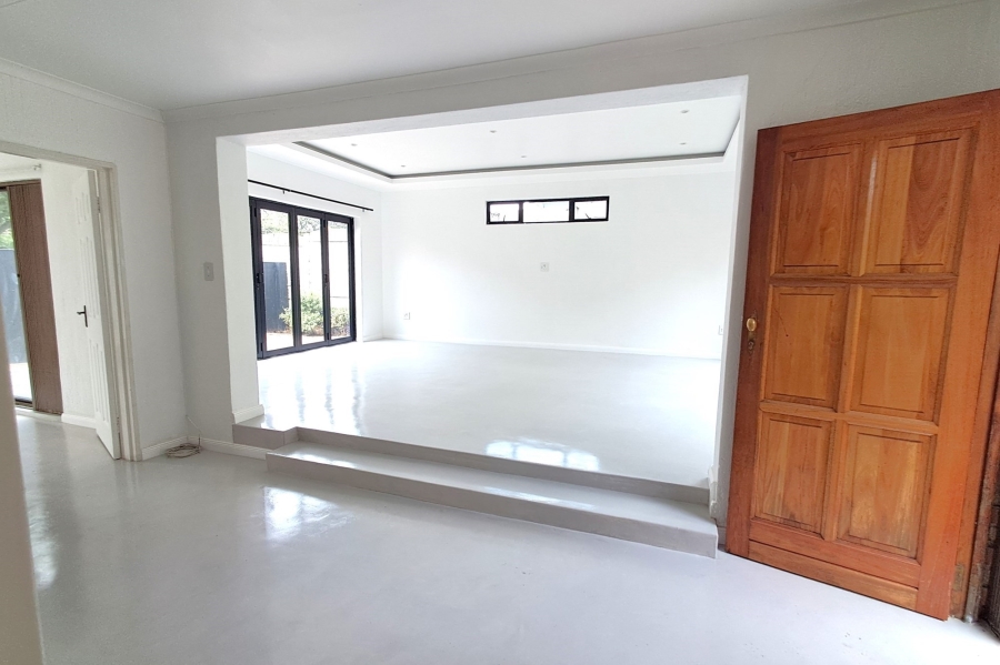 To Let 1 Bedroom Property for Rent in Fourways Gauteng